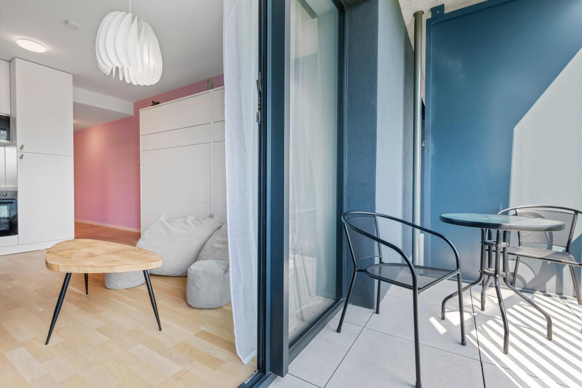 Apartamento Lam Lavender - Free Parking Bratislava Exterior foto