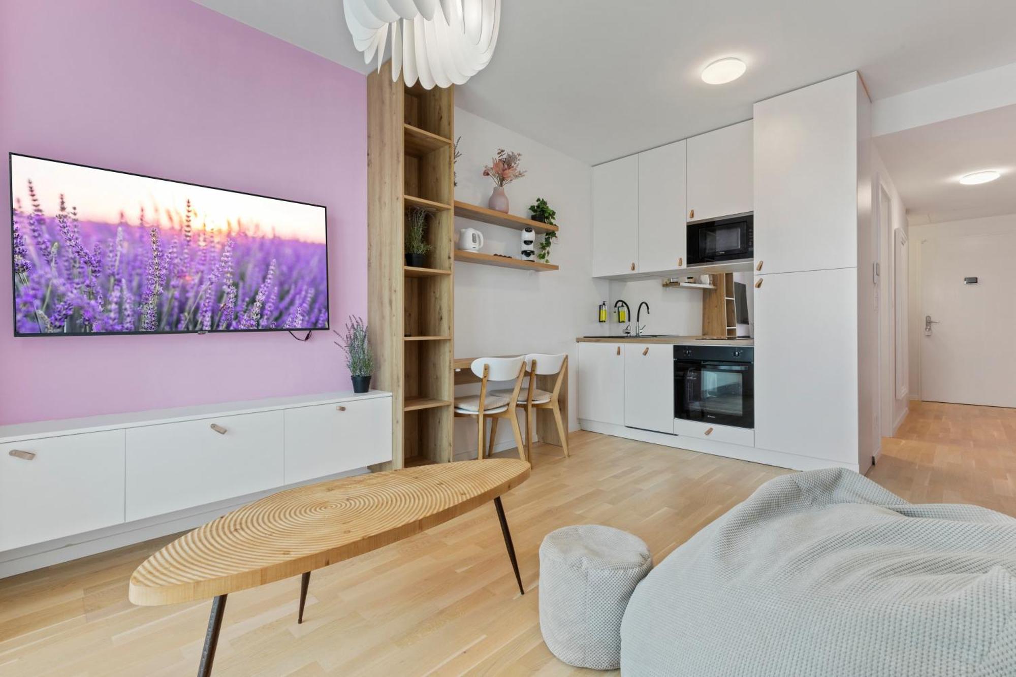 Apartamento Lam Lavender - Free Parking Bratislava Exterior foto