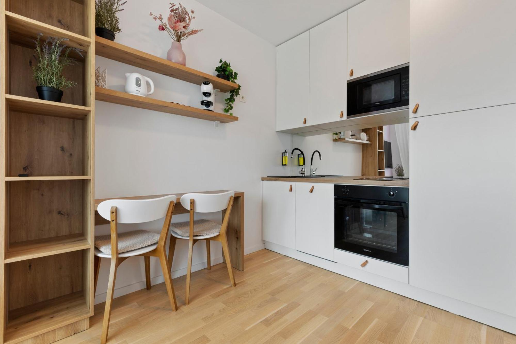 Apartamento Lam Lavender - Free Parking Bratislava Exterior foto